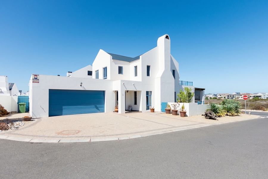 4 Bedroom Property for Sale in Blue Lagoon Western Cape